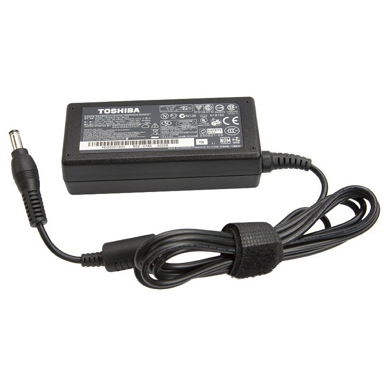 chargeur-pour-pc-portable-toshiba-19v-342a-1.jpg chargeur pc portable toshiba 19v vue de face